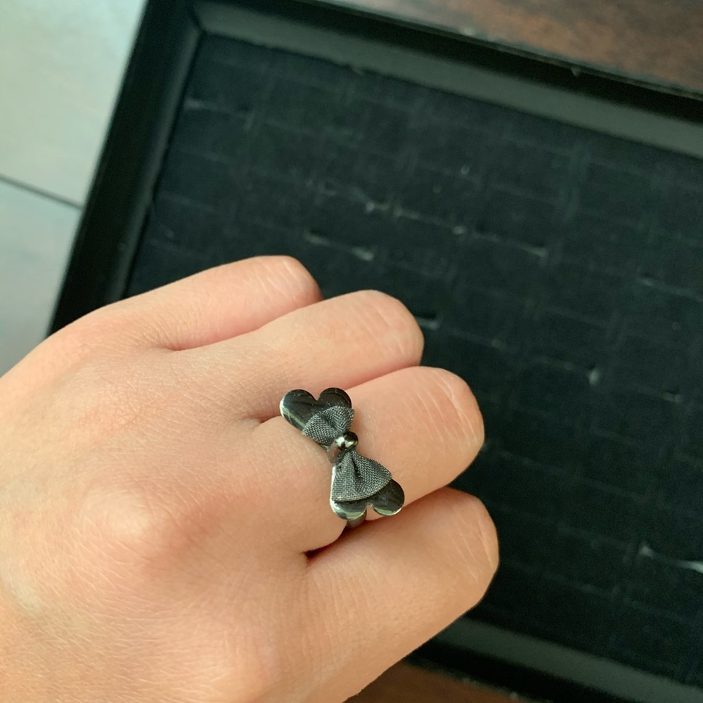 Amazing bow ring - Picture 4 of 4